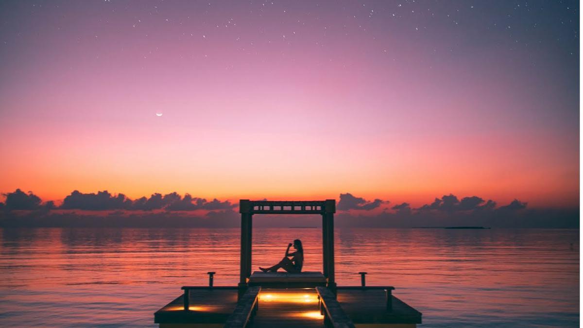 'Video thumbnail for Relaxing Lo-Fi Sleep Music - Calm, Emotional'