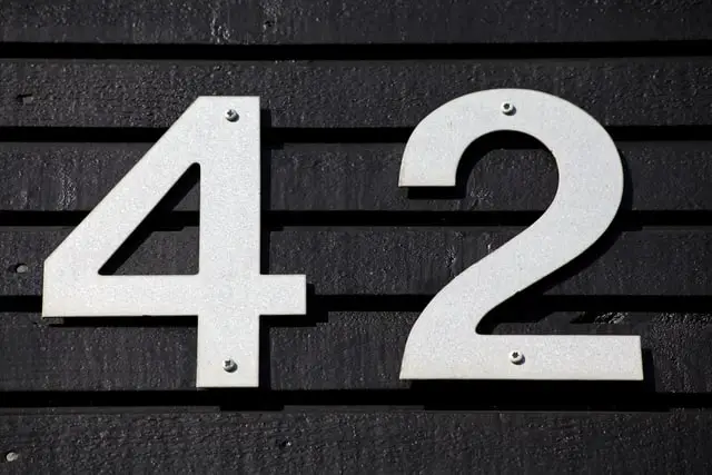 Nummer 42 betekenis, wat betekent, spiritueel, engelachtig, numerologie, symboliek. In de bijbel, liefde, dromen