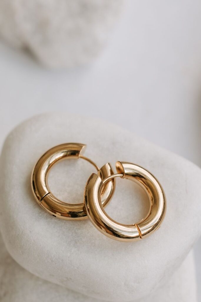 Earring Falling Out Meaning 1 Earring Falling Out Meaning